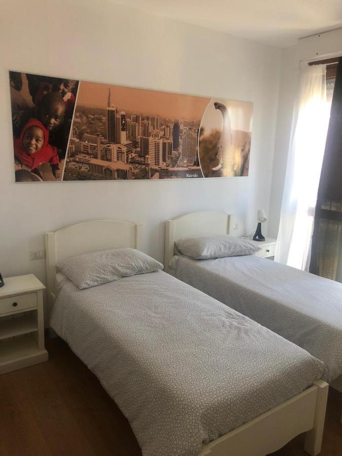 A Casa Di Titty Bed & Breakfast Somma Lombardo Exterior photo